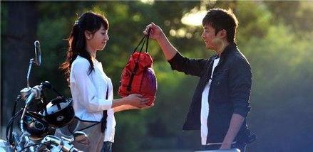 说谎的爱人在线观看,在线观看背后的情感漩涡 第2张 说谎的爱人在线观看,在线观看背后的情感漩涡 第2张